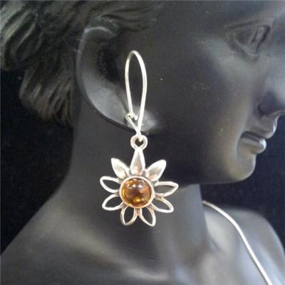 Parure Bijoux Fleur Marguerite - Boucles D'oreilles, Pendentif & Chaîne Plaqué Argent - Neuf étiqueté
