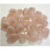 Runes en quartz rose